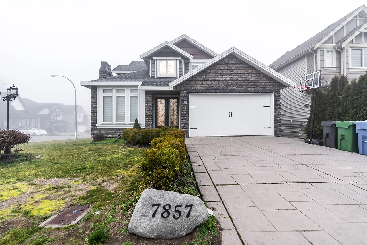 27857 LEDUNNE AVENUE, Aberdeen, Abbotsford
