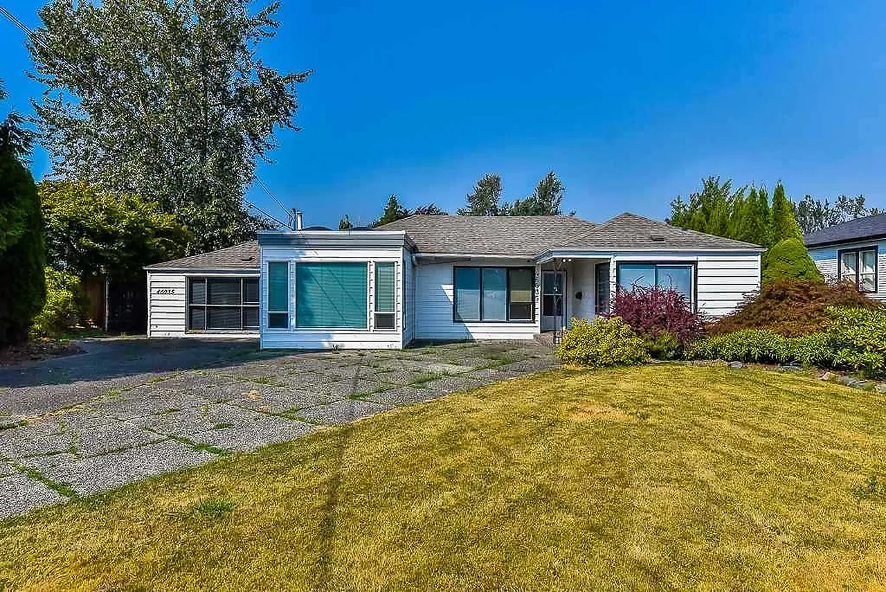 46035 RIVERSIDE DRIVE, Chilliwack Proper East, Chilliwack
