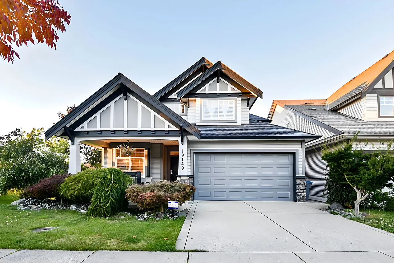19149 68B AVENUE, Clayton, Surrey