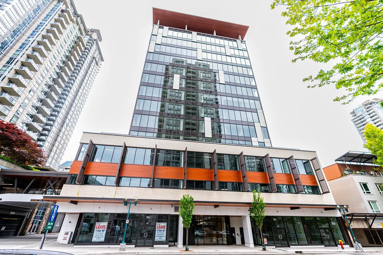 600 2992 Glen Drive, North Coquitlam, Coquitlam