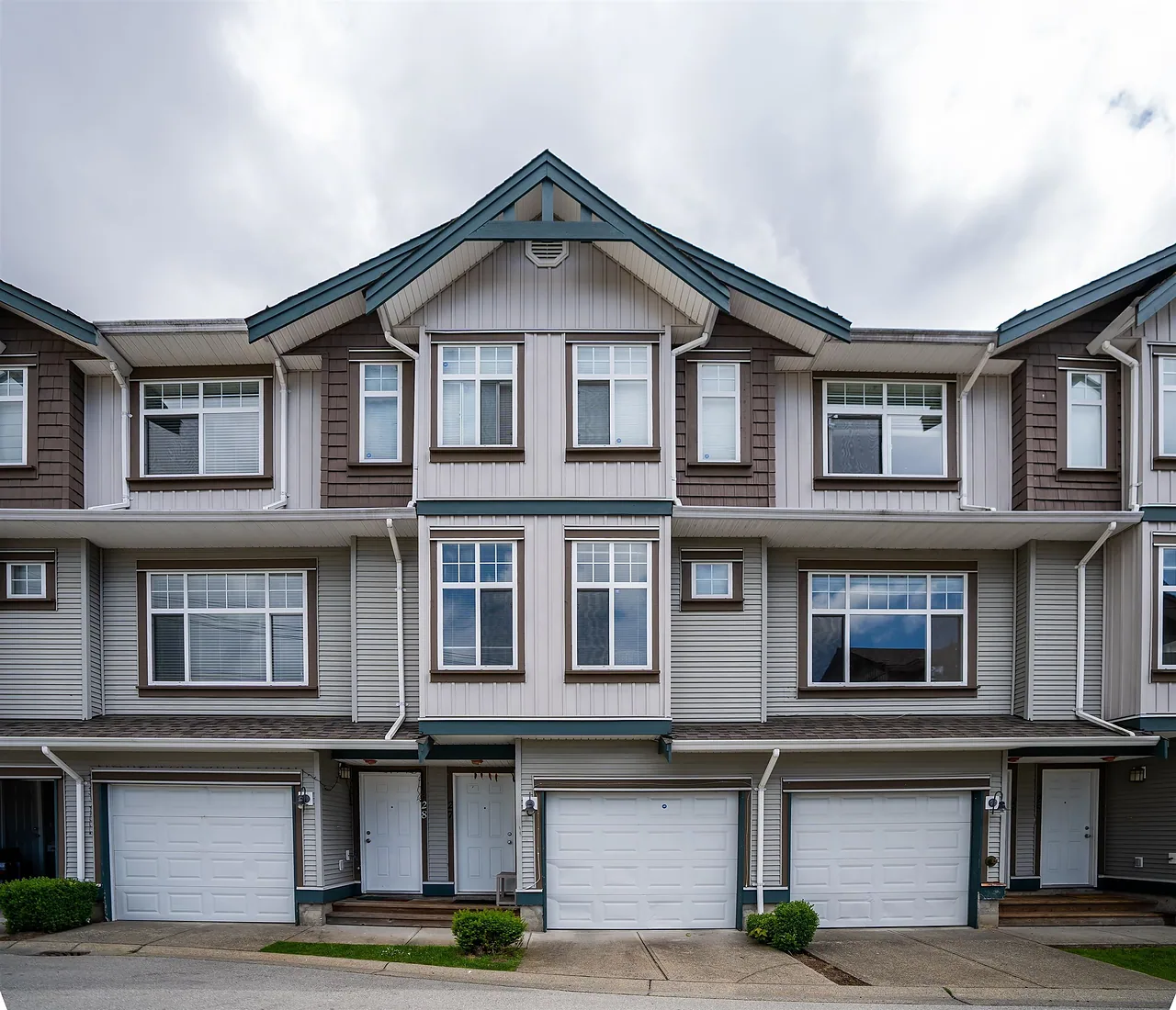 27 12585 72 Avenue, West Newton, Surrey